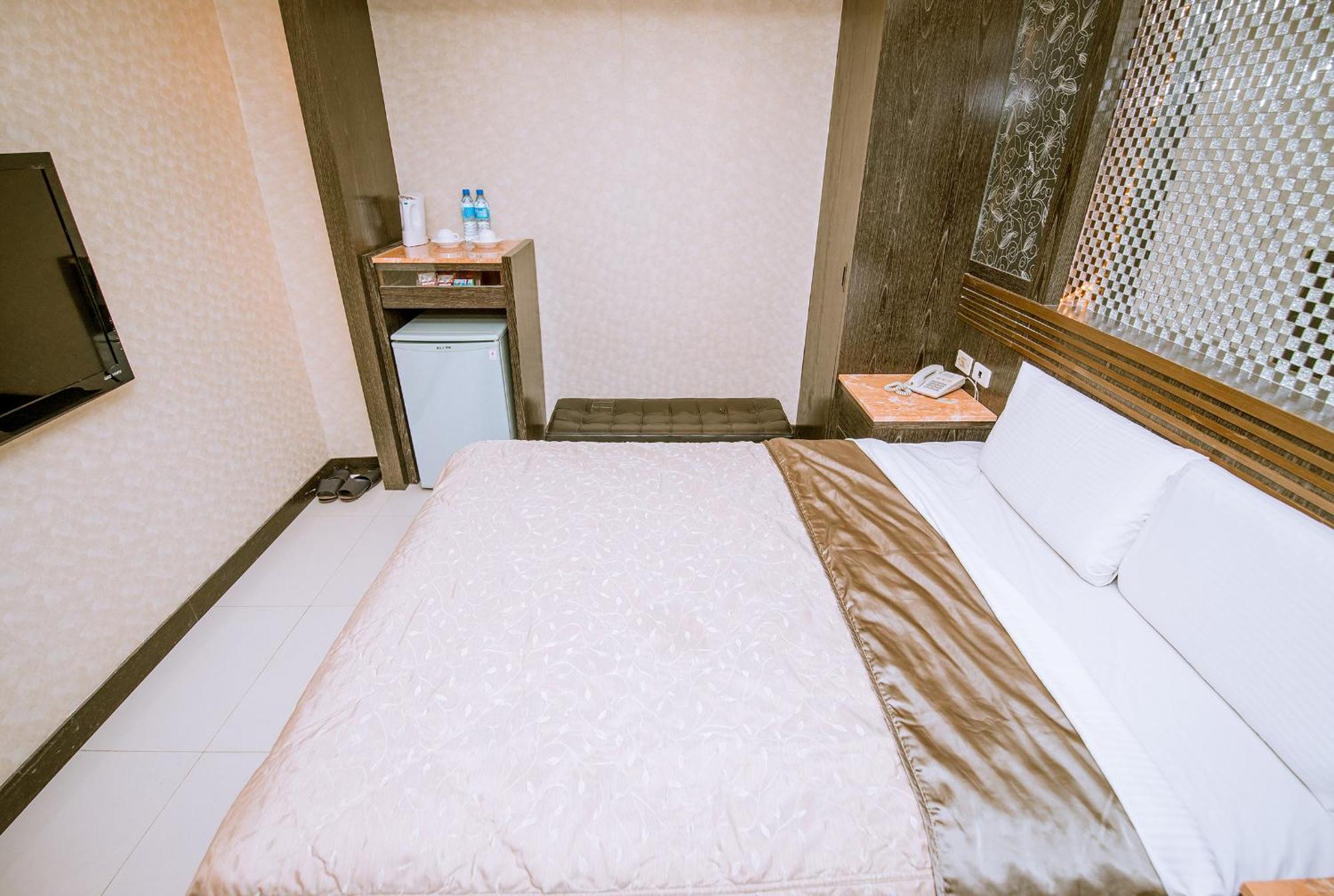 Guide Hotel Taipei Xinyi Exterior photo